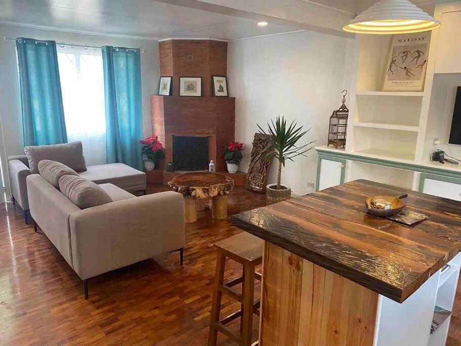 Вілла 99 Brentwood Baguio City Екстер'єр фото