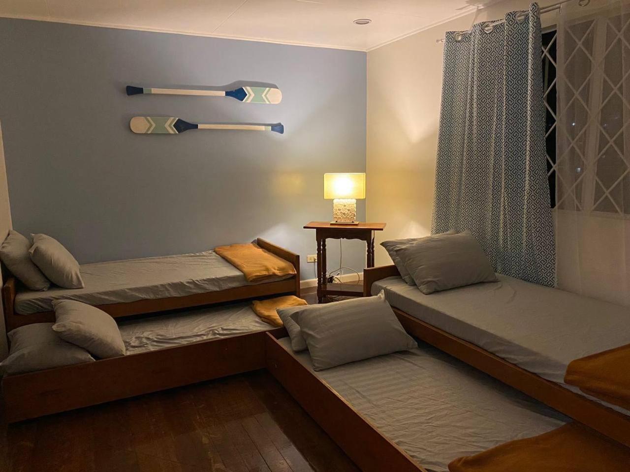 Вілла 99 Brentwood Baguio City Екстер'єр фото